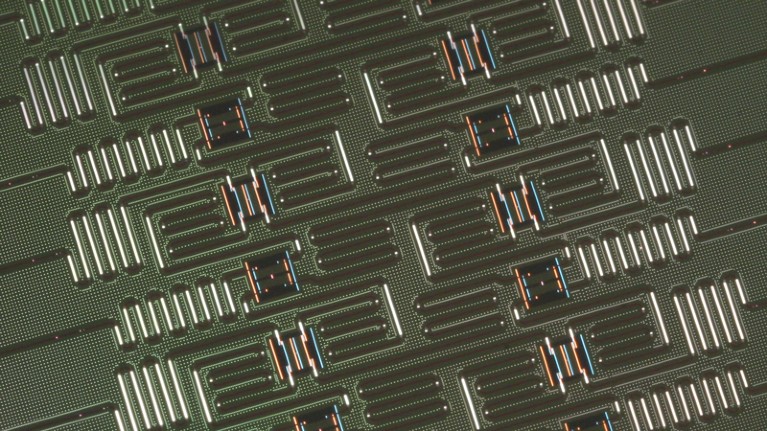 IBM 16 qubit quantum computing processor