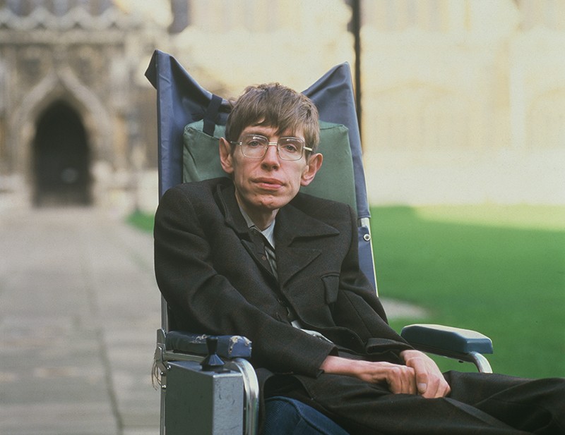 Theoretischer Physiker  Autogrammfotokarte laminiert 1942-2018 Stephen Hawking 