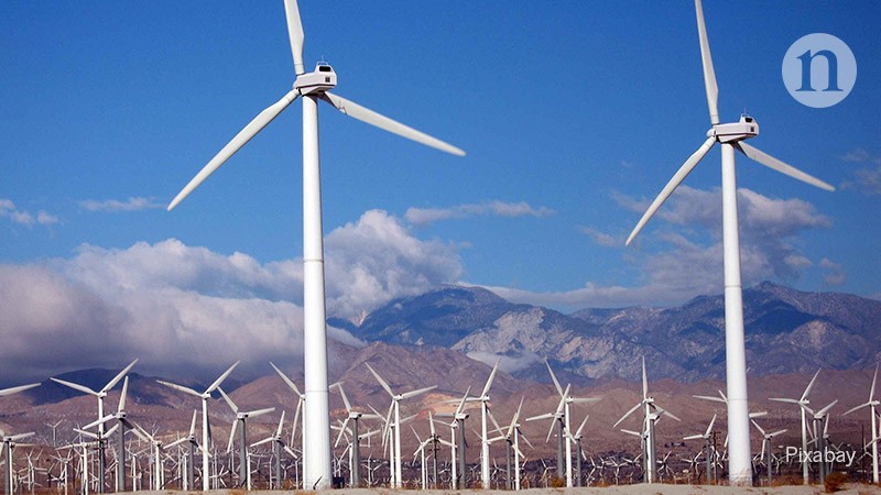 What are WIND MILL and WIND TURBINE? Windmill vs. Wind Turbine: What's the  Difference? 