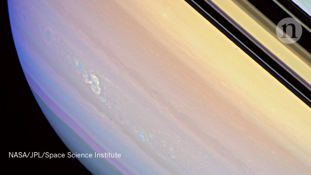 Жизнь на сатурне. Юпитер Кассини. Атмосфера Сатурна. Кассини фото Юпитера. Облака Сатурна.