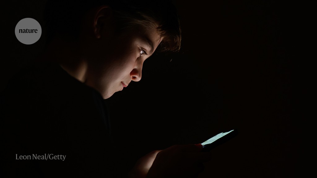 How social media affects teen mental health: a missing link