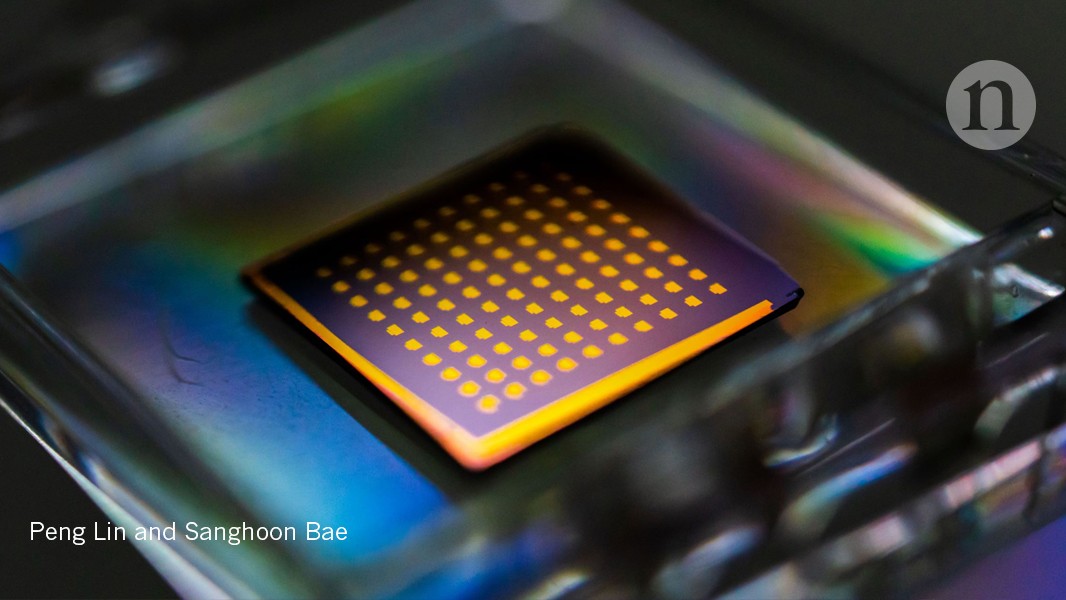 How 2D semiconductors could extend Moore’s law | Nature