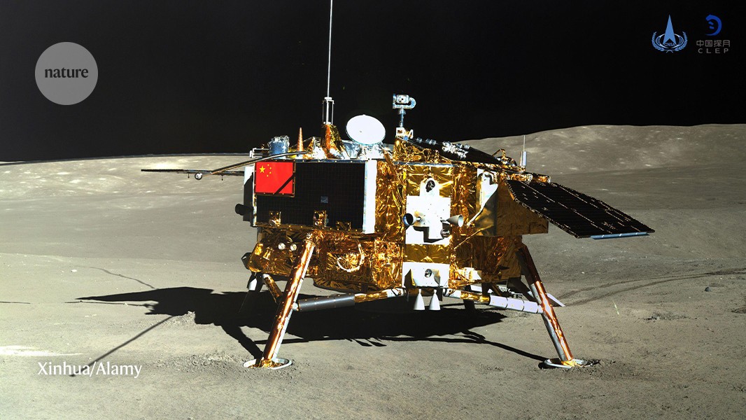 moon4　リクエスト11点 Private Lander Carrying NASA Experiments Lands on the Moon
