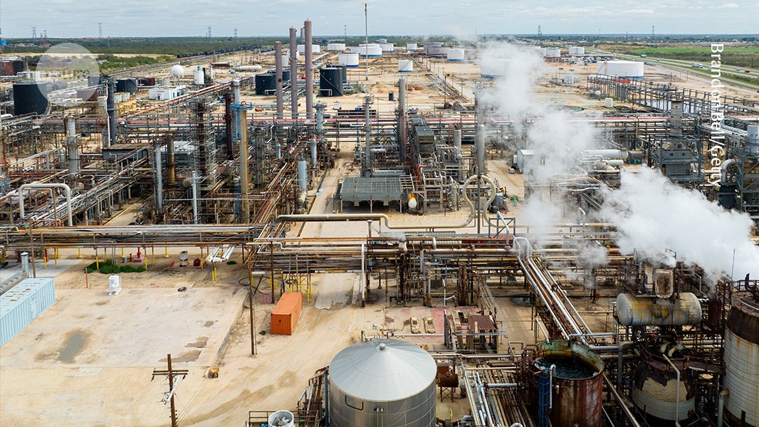 Reinvent oil refineries for a net-zero future