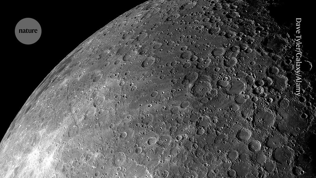 Unknown fate of ice-hunting Moon missions leaves scientists in suspense