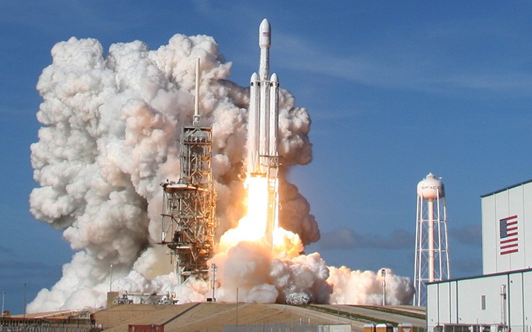 SpaceX Falcon Heavy rocket taking off