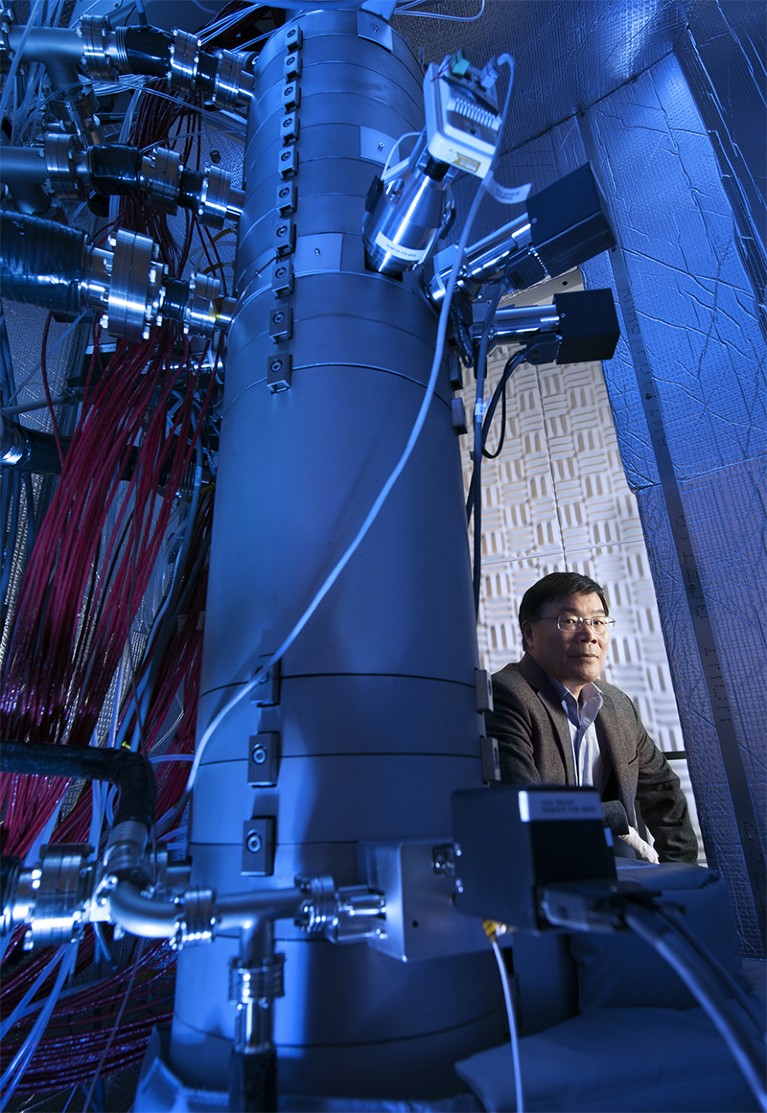Photograph of Xiaoqing Pan at the Irvine Materials Research Institute, University of California, Irvine