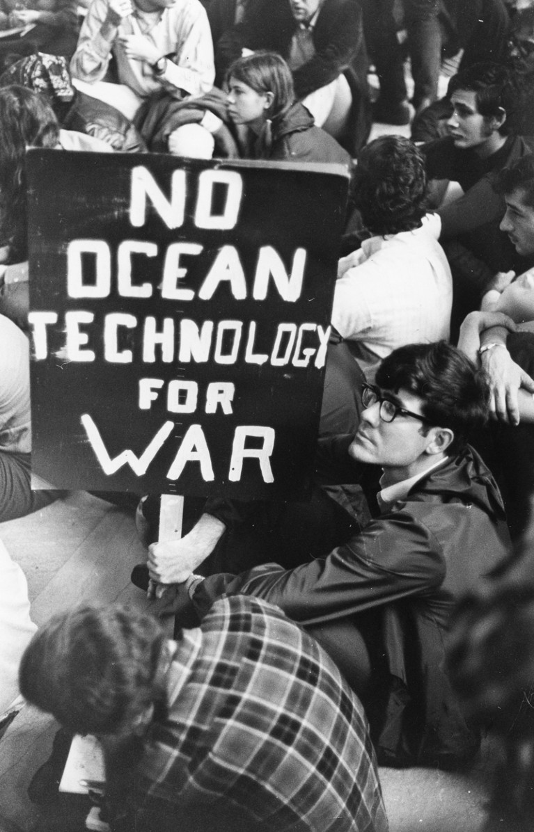 Anti-war demonstration at MIT in 1969