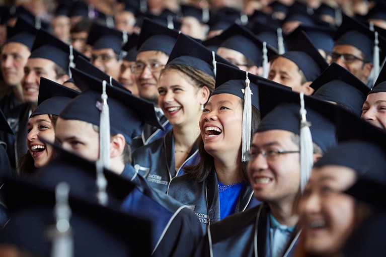 Photo of students graduating at Jacobs University