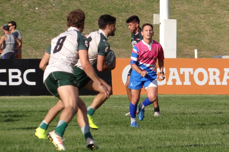 Federico Fioravanti refereeing in an Argentinean National rugby tournament