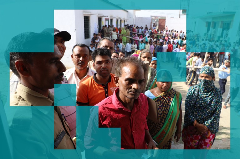 A large crowd of people queue during the 2019 Indian general election.