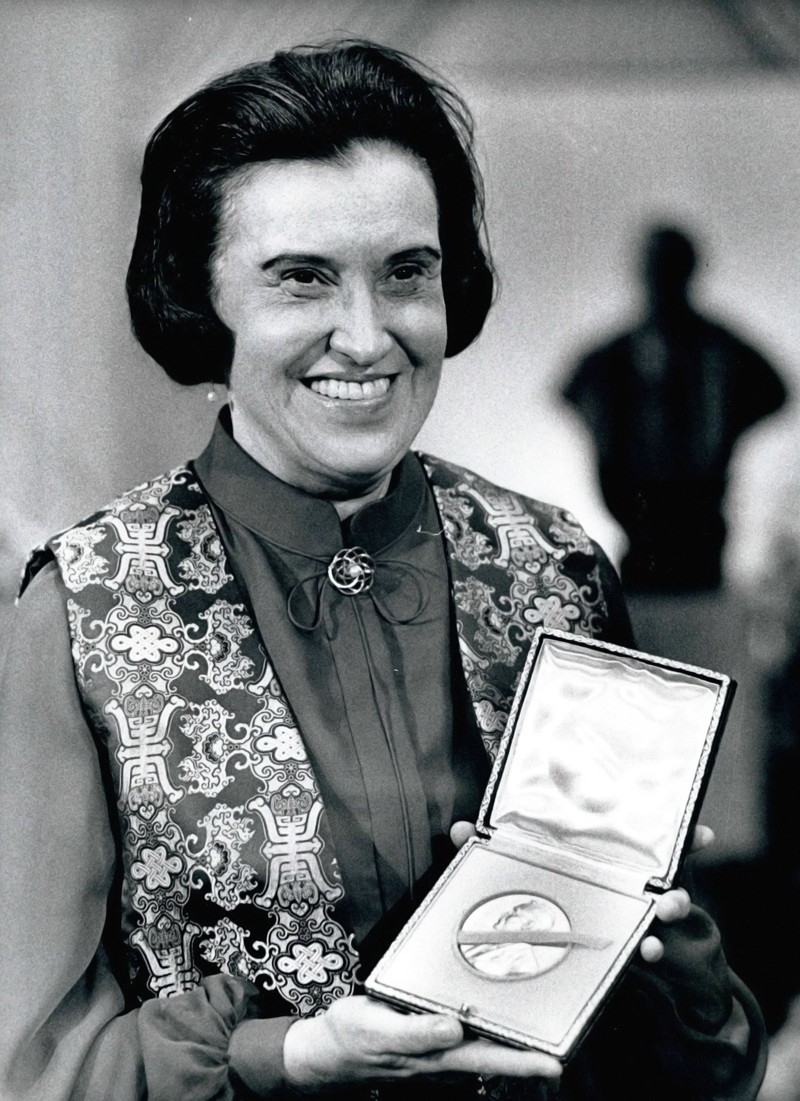 Medicine Nobel Laureate Rosalyn Yalow