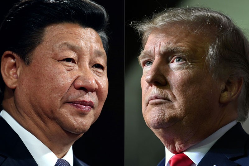 China's President Xi Jinping (L) and US President Donald Trump (R)