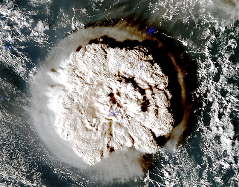 Satellite image shows volcanic cloud following an explosive eruption of Hunga Tonga–Hunga Ha'apai volcano.