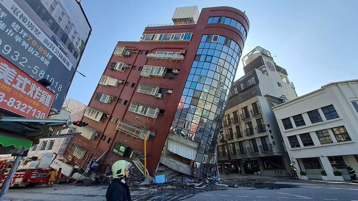 Тайвань пострадал от крупнейшего за последние 25 лет землетрясения