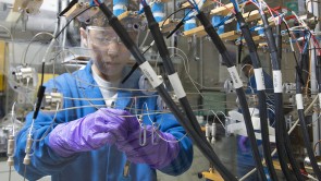 Battery researchers strive for standardization