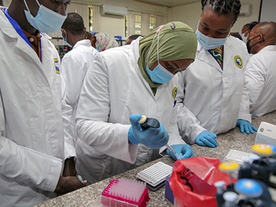 A new model for public health in Africa can become a reality 2