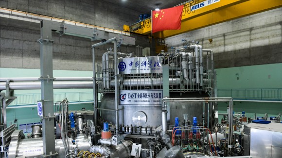 Peneliti China Lewati Batas Plasma pada Reaktor Fusi ‘Matahari Buatan’