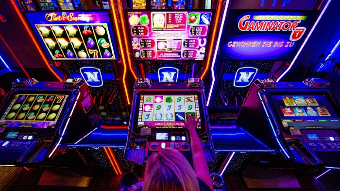 Slot machine jingles encourage gamblers to raise the stakes