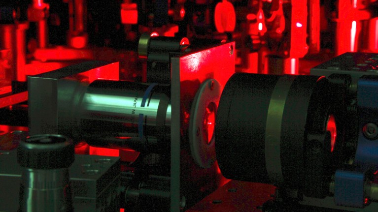 Hydrocarbon molecule hit with laser pulses.
