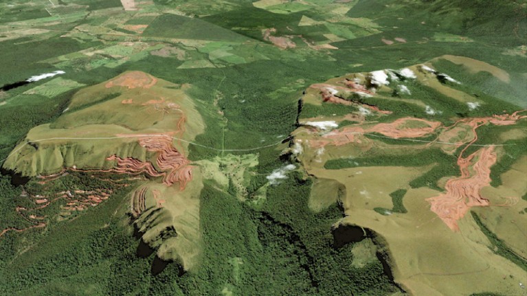 A Google Earth oblique view of the Santa Cruz and Urucum Plateaus