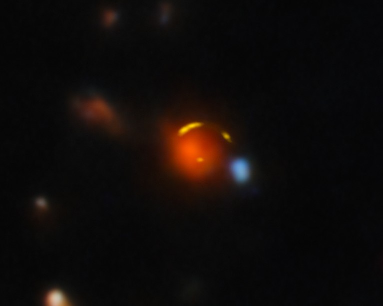 中子星的「育嬰室」被發現:暱稱為「暗影轟炸機」的早期星系